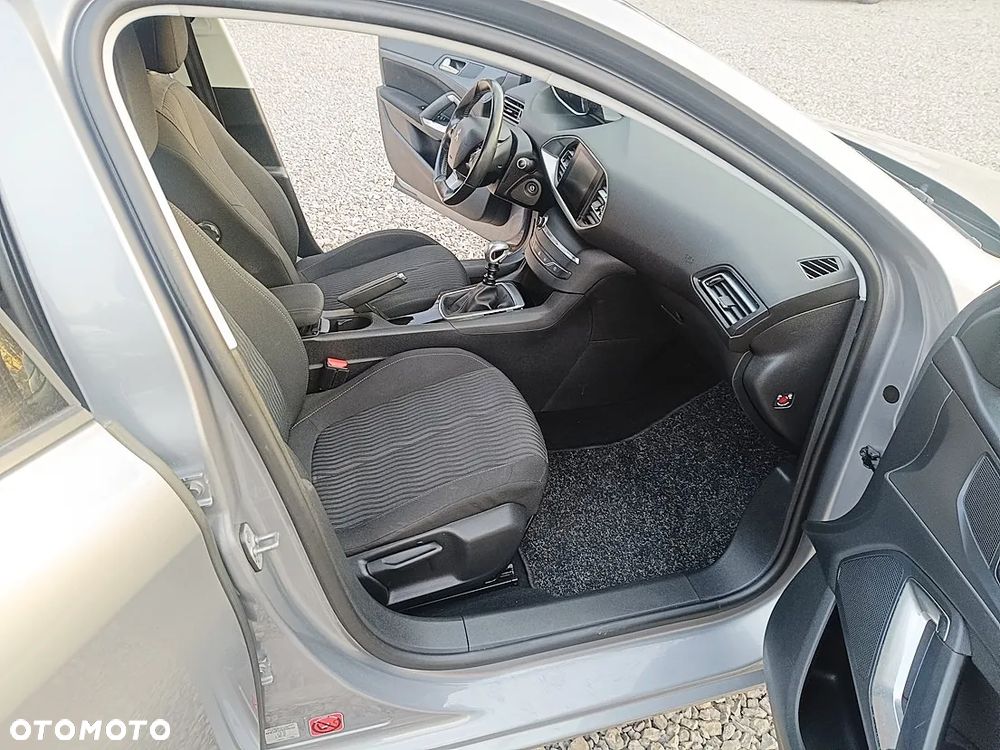 Peugeot 308 1.6 THP Access - 15