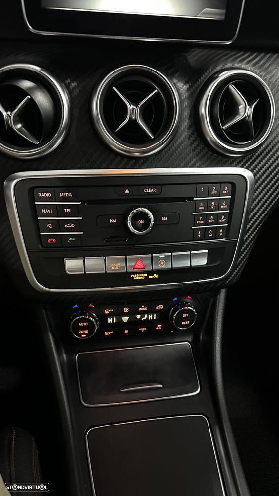 Mercedes-Benz A 200 CDI 4Matic 7G-DCT AMG Line - 19