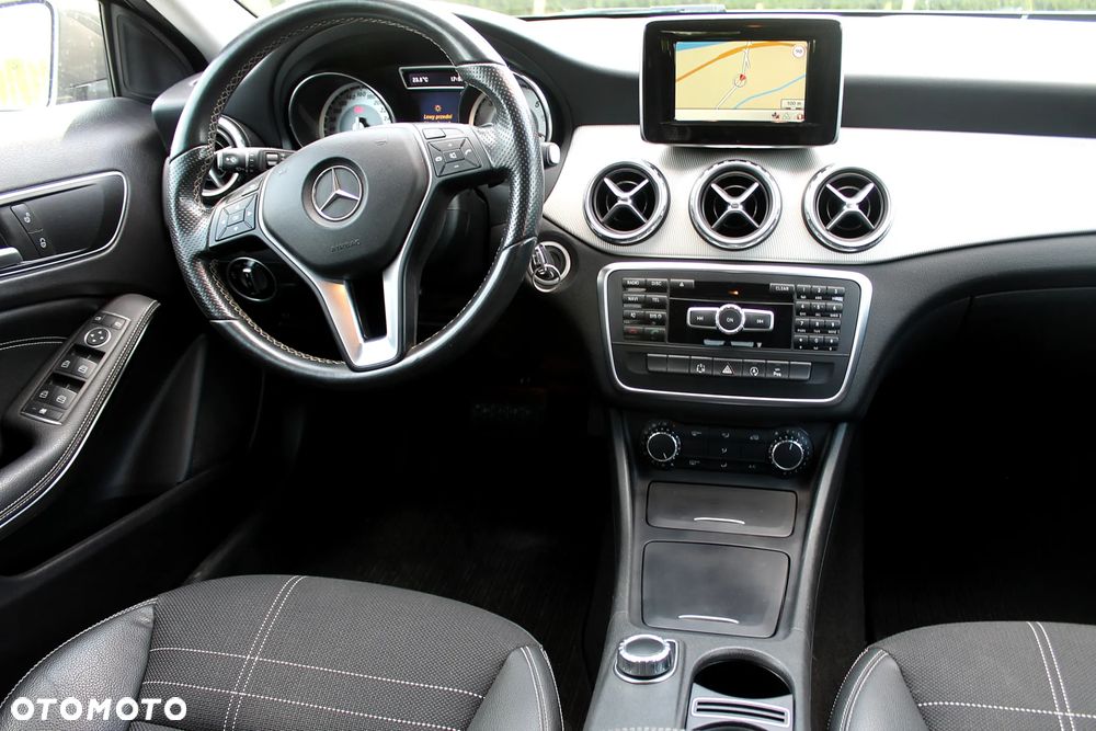 Mercedes-Benz GLA 200 (CDI) d 7G-DCT Urban - 6