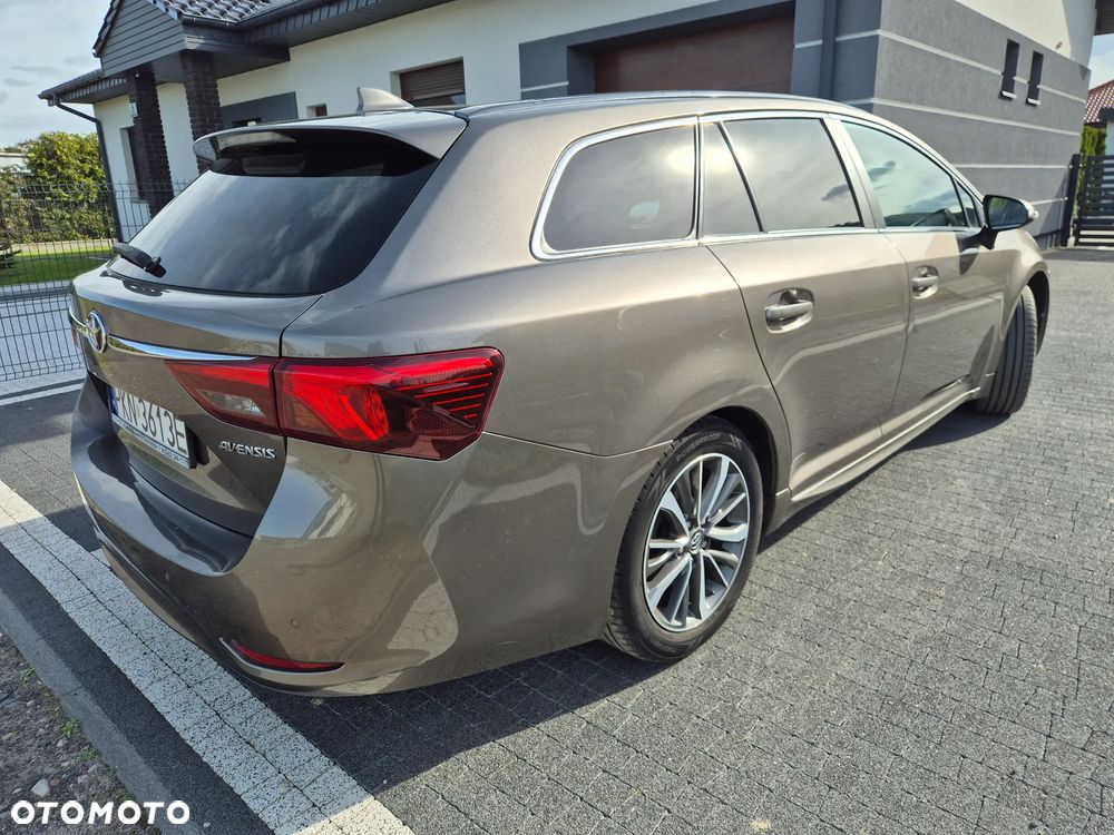 Toyota Avensis 1.8 Selection - 6