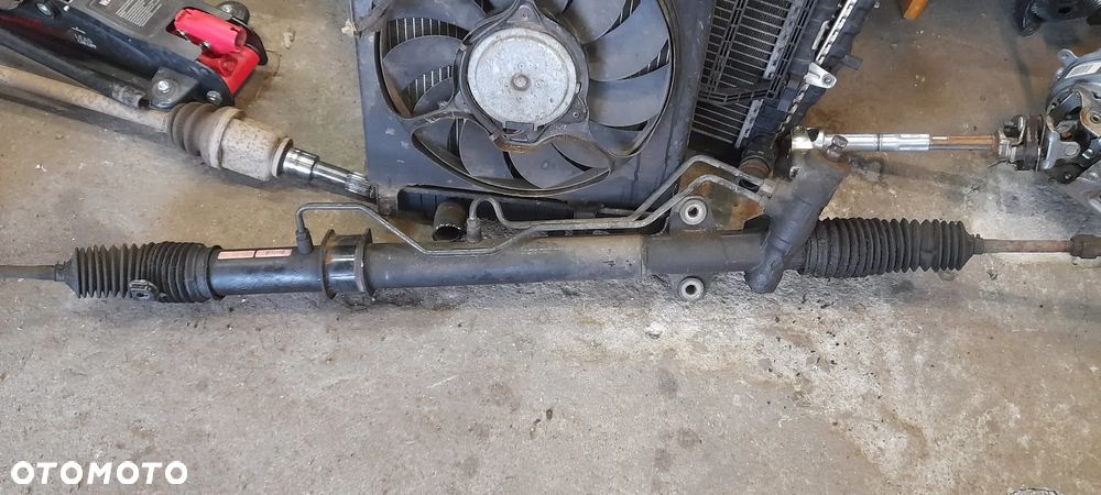 Kia Carnival I  przekładnia kierownicza - 1