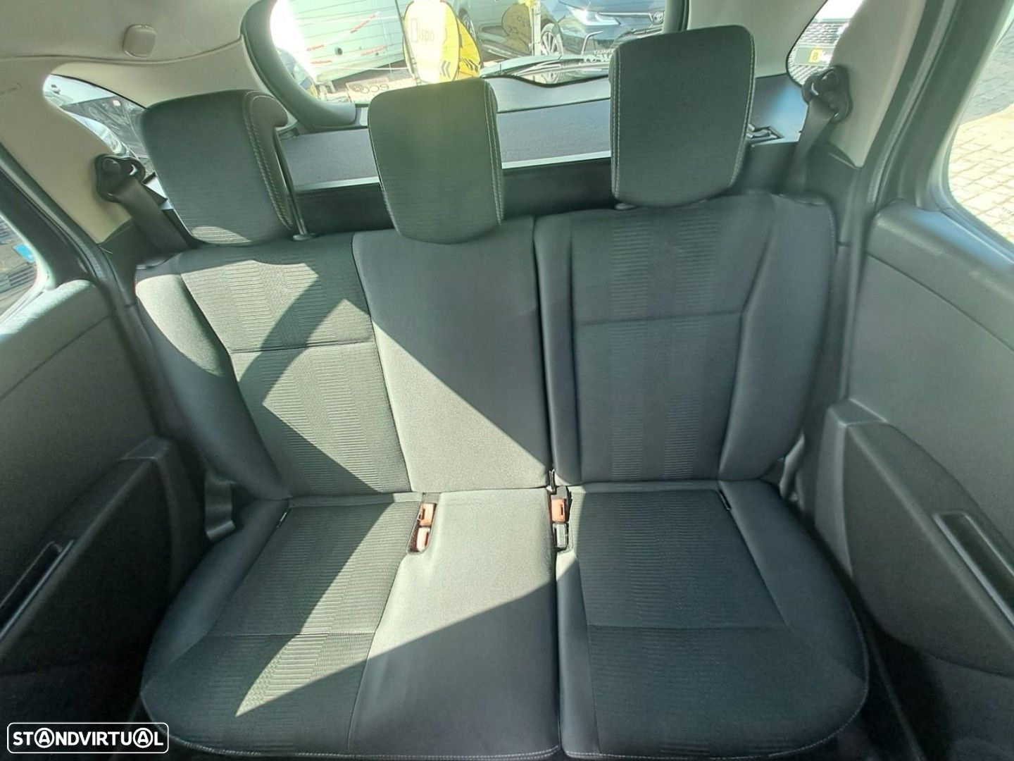 Renault Clio Break 1.2 16V Confort - 10