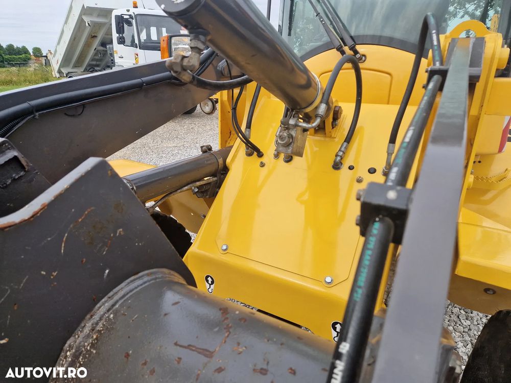 Volvo L30 - 16