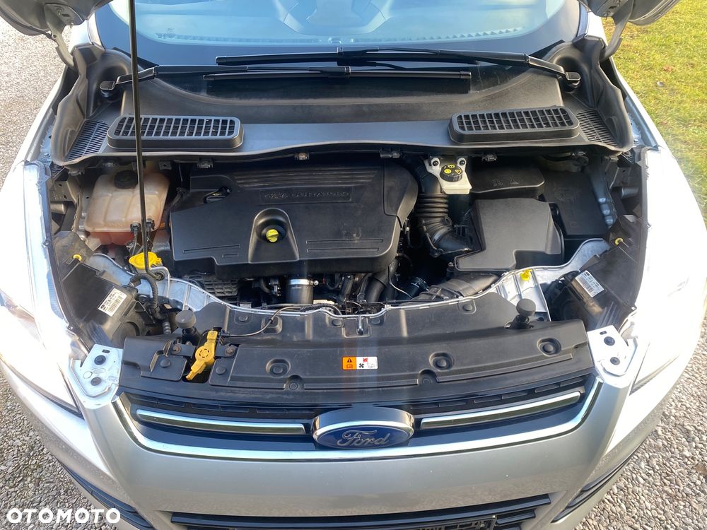 Ford Kuga 2.0 TDCi 2x4 Titanium - 29