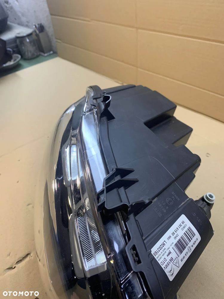 Reflektor prawy Citroen C3 III lift LED - 3