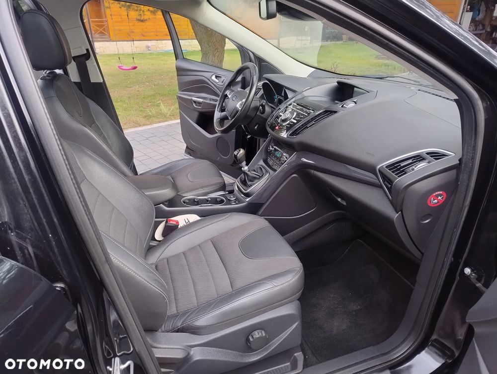 Ford Kuga 2.0 TDCi Titanium S - 22