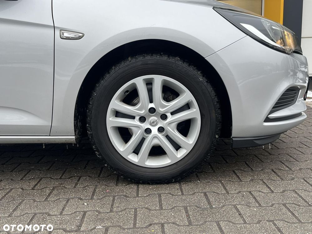 Opel Astra 1.6 CDTI Enjoy - 18