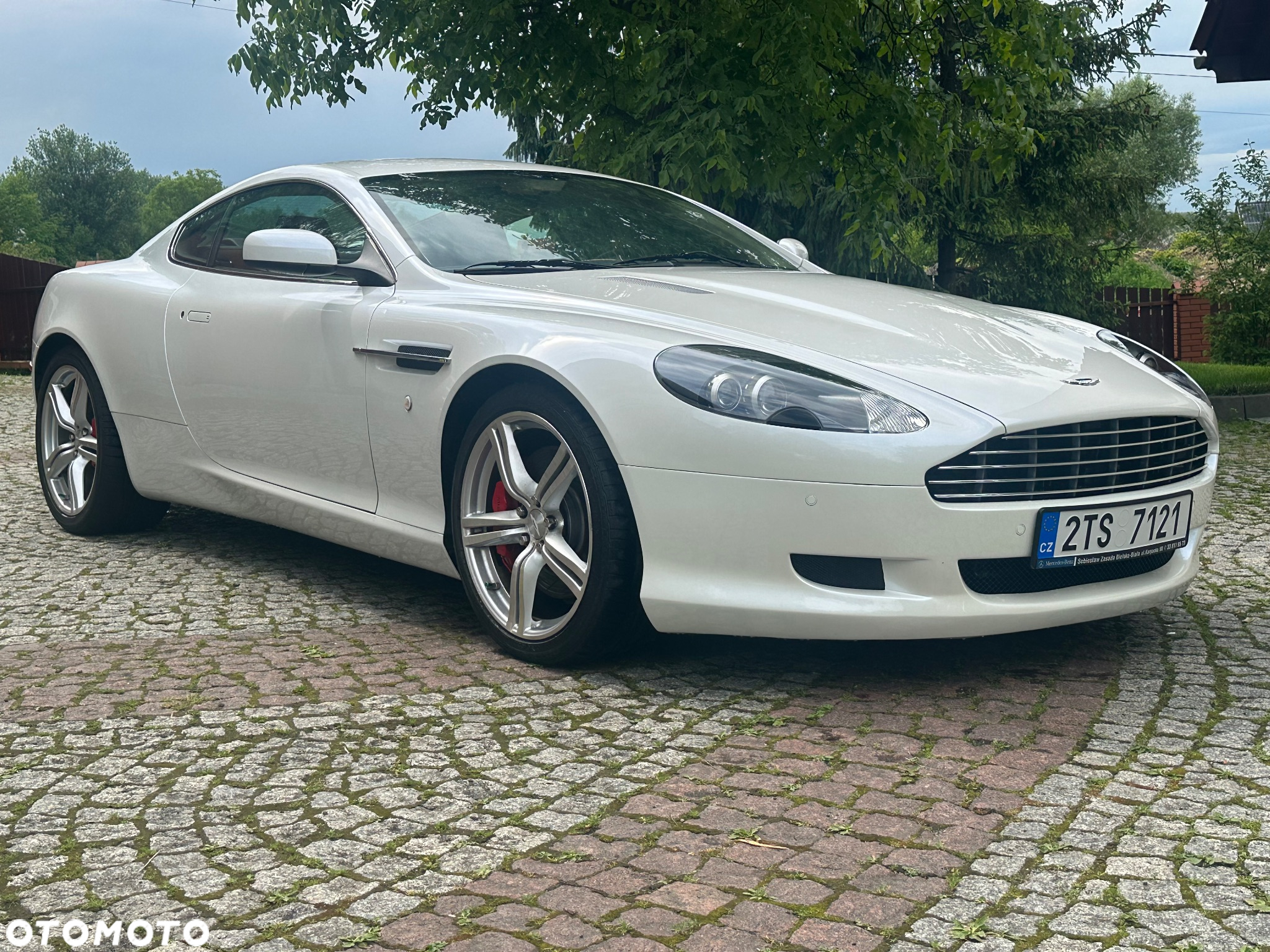 Aston Martin DB9 Sport Edition Touchtronic II - 32