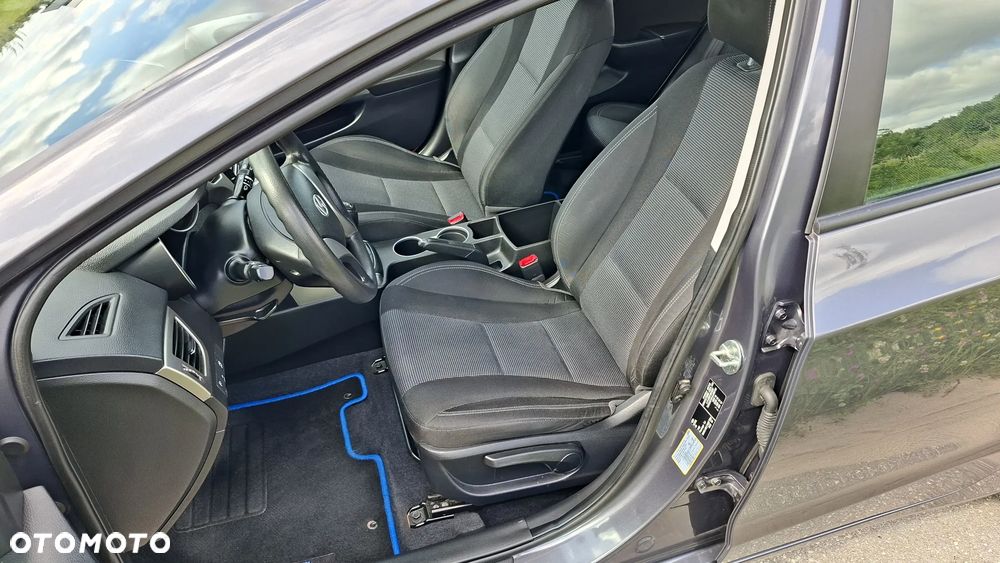 Hyundai i30 1.4 Trend - 21