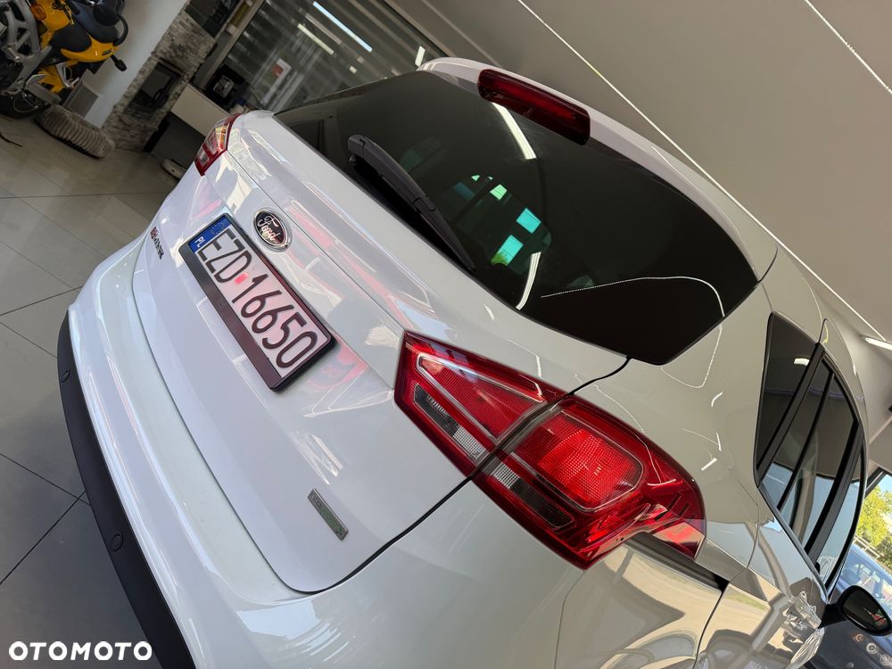 Ford B-MAX - 17