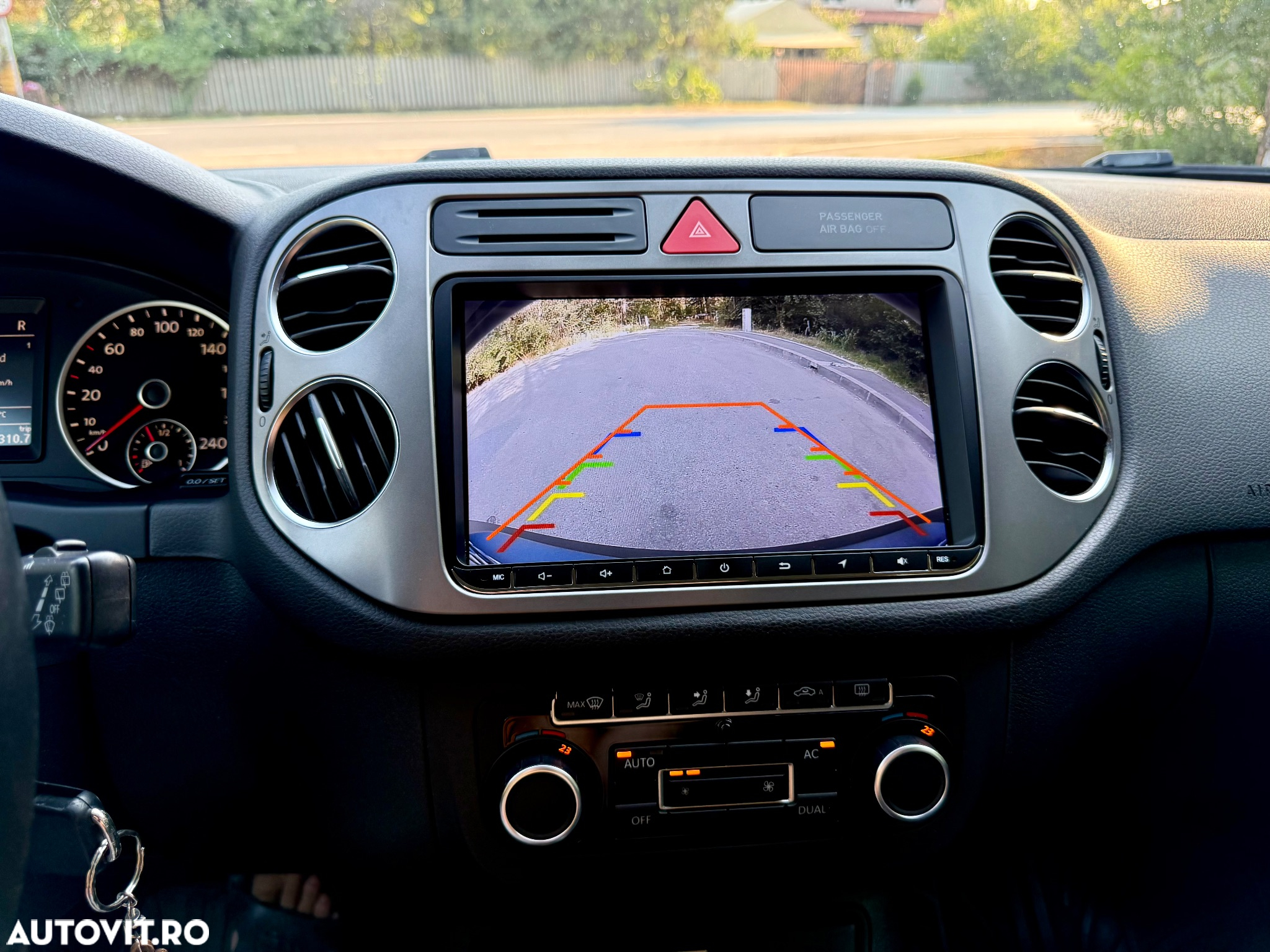 Volkswagen Tiguan 2.0 TDI 4Motion DSG Trend & Fun - 13
