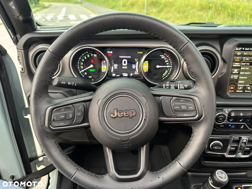 Jeep Wrangler - 10