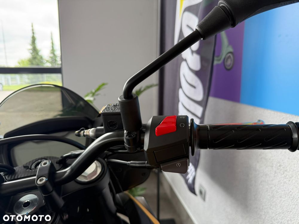Aprilia Tuono - 9