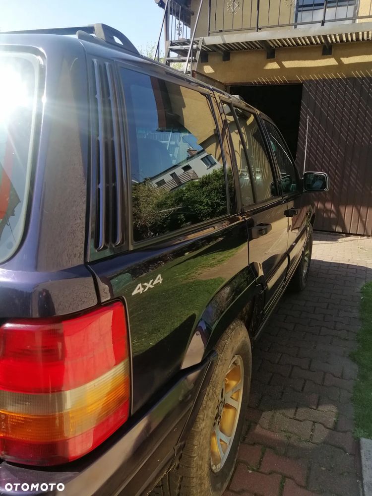 Jeep Grand Cherokee - 4