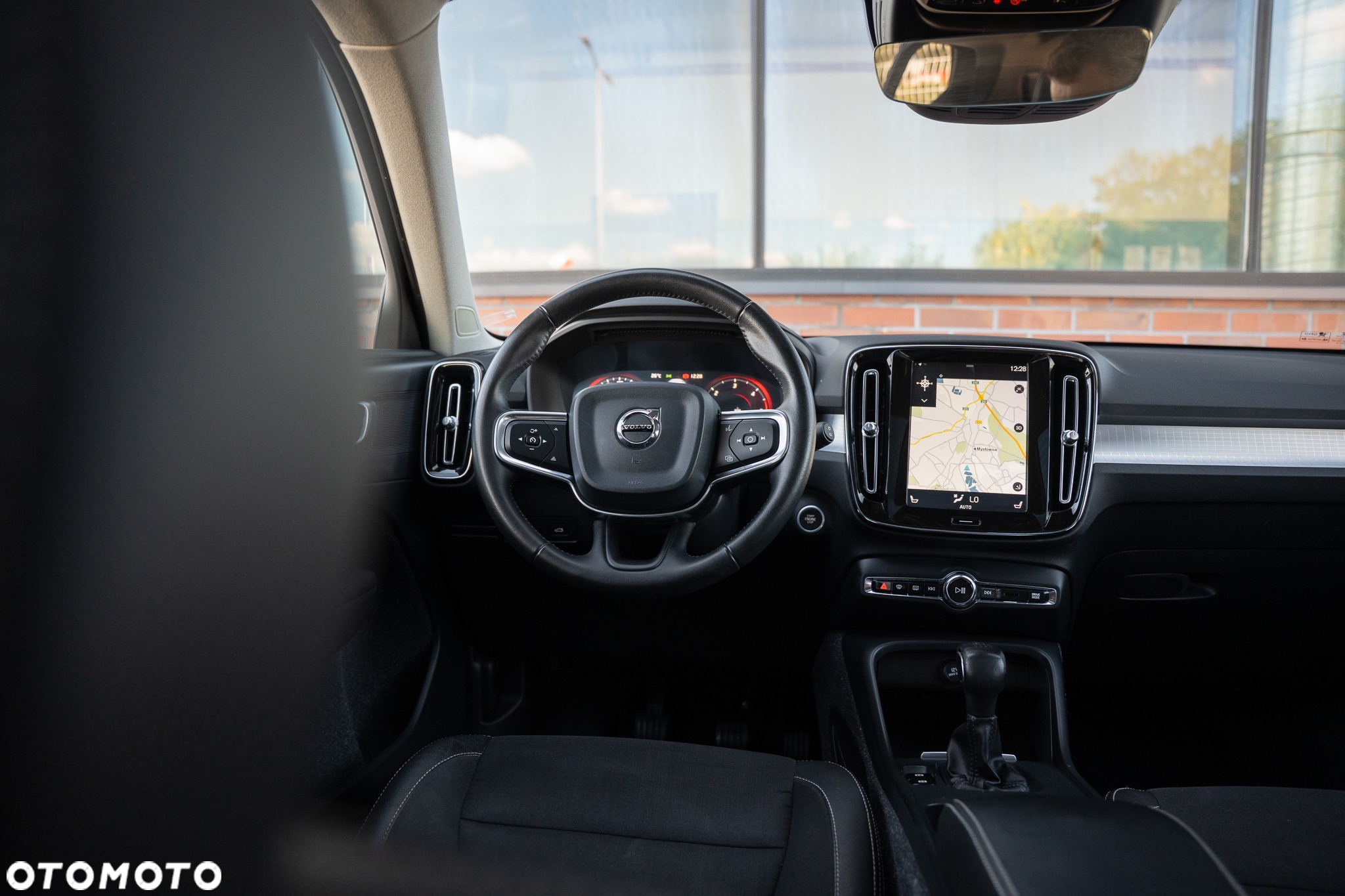 Volvo XC 40 D3 Momentum Pro - 28