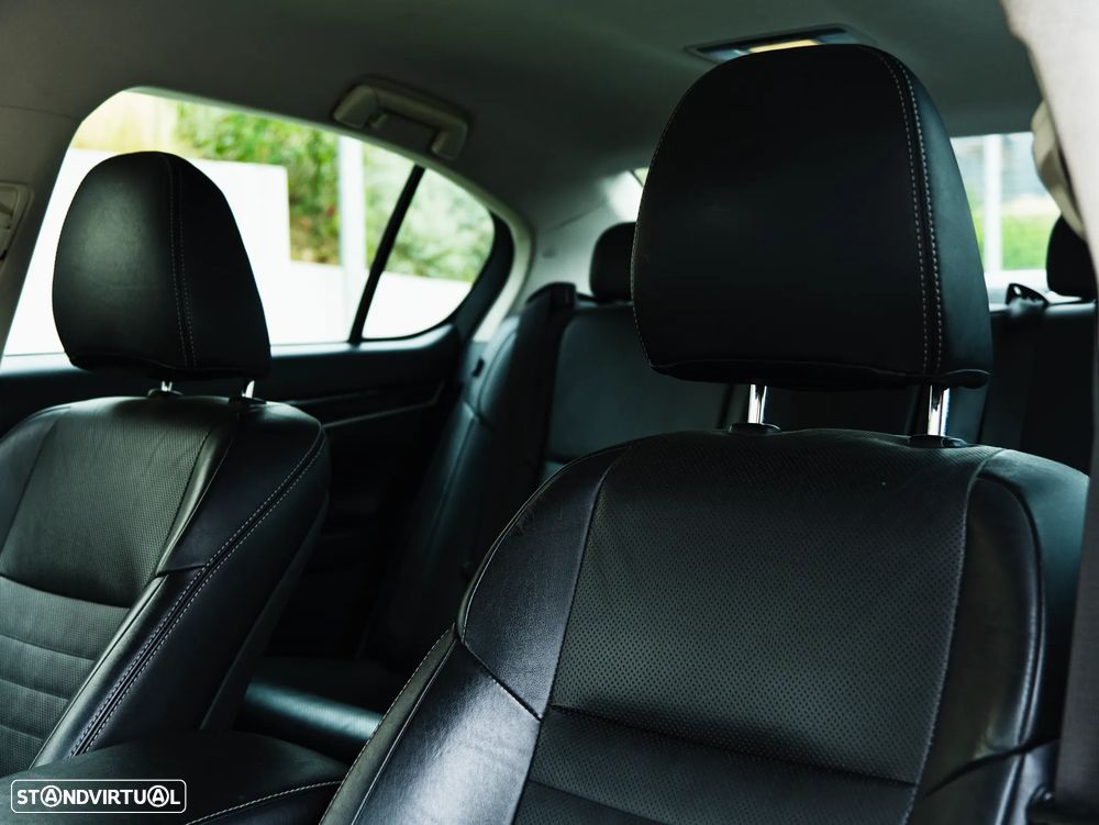 Lexus GS 300h Executive+ - 13
