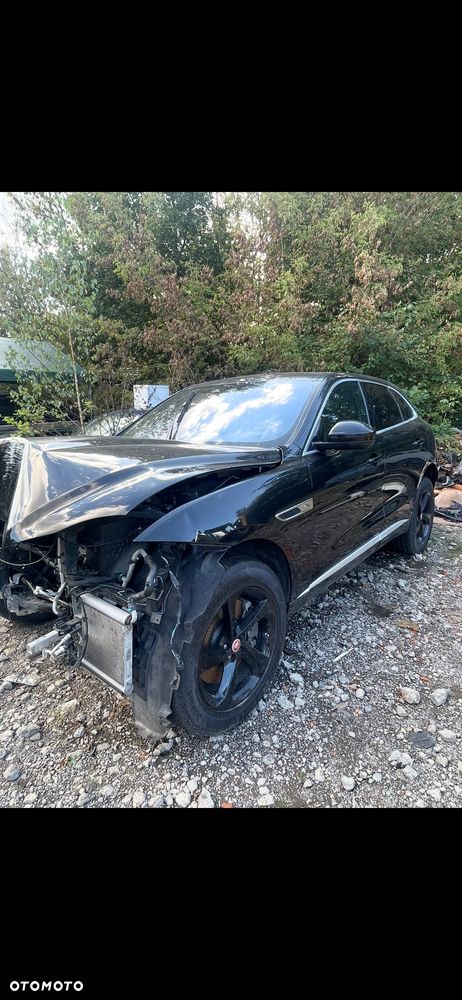 Jaguar F-Pace P400 AWD R-Dynamic S - 3