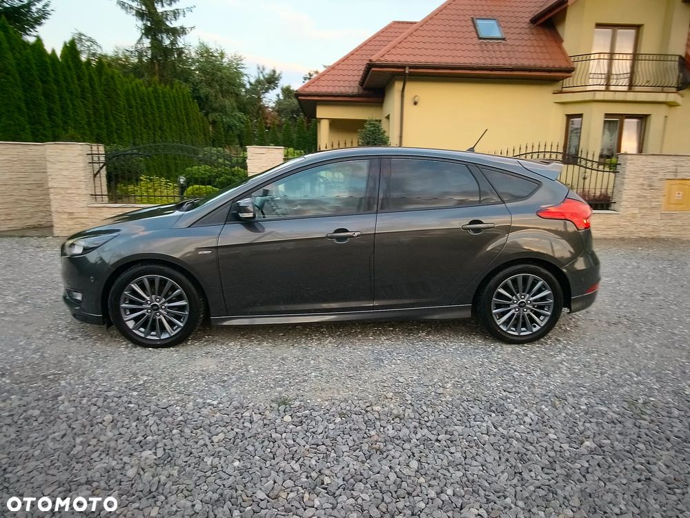 Ford Focus 1.0 EcoBoost ST-Line - 4