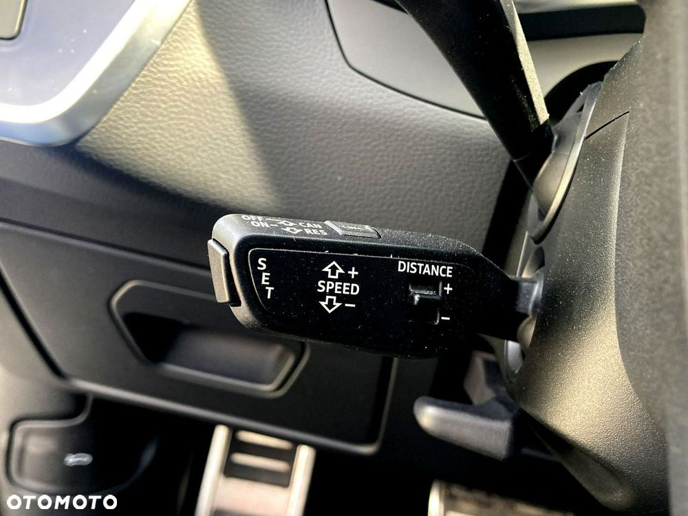 Audi A6 Allroad - 33