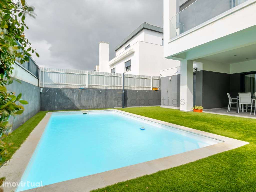 Moradia T4 Quinta de Santa Maria Charneca Piscina e Garagem - Grande imagem: 3/60