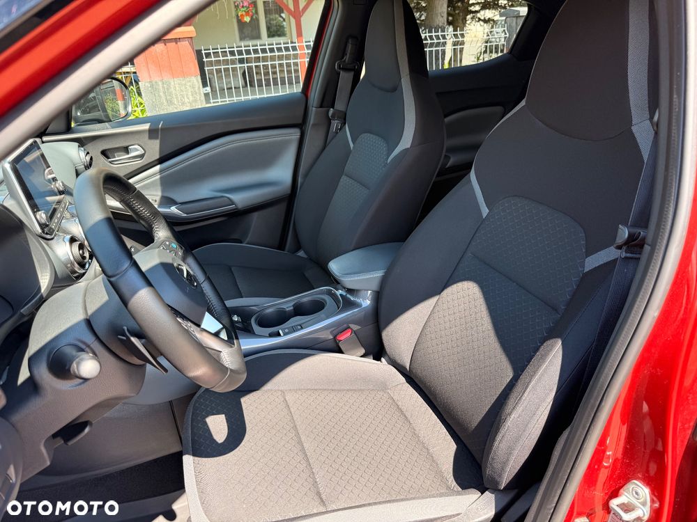 Nissan Juke DIG-T 117 DCT Tekna - 24