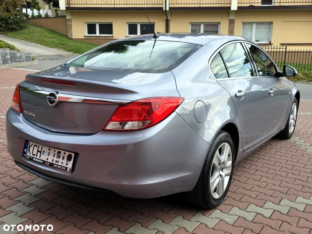 Opel Insignia 1.8 Cosmo - 9