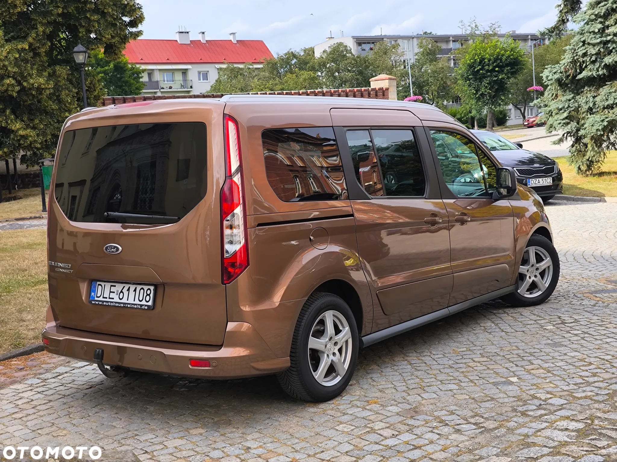 Ford Tourneo Connect Grand - 13