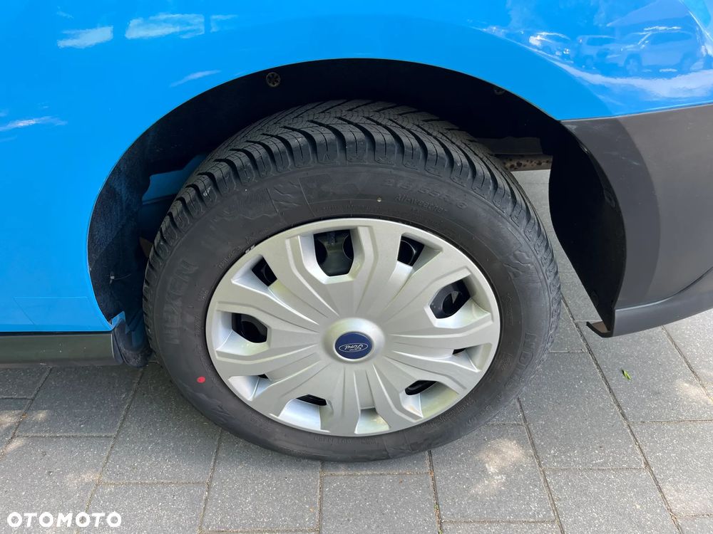 Ford Transit Connect - 15