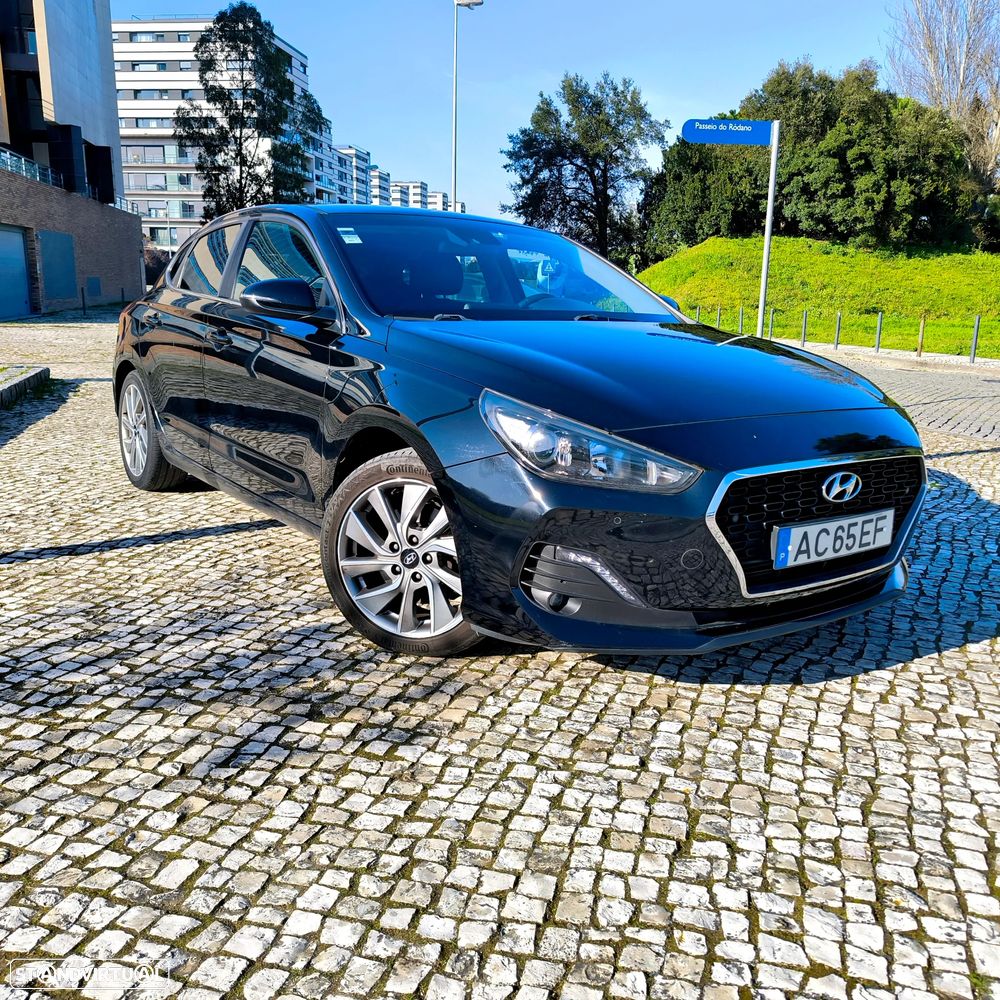 Hyundai i30 Fastback - 1