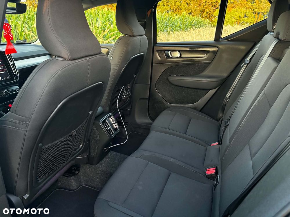 Volvo XC 40 T3 Momentum Pro - 15