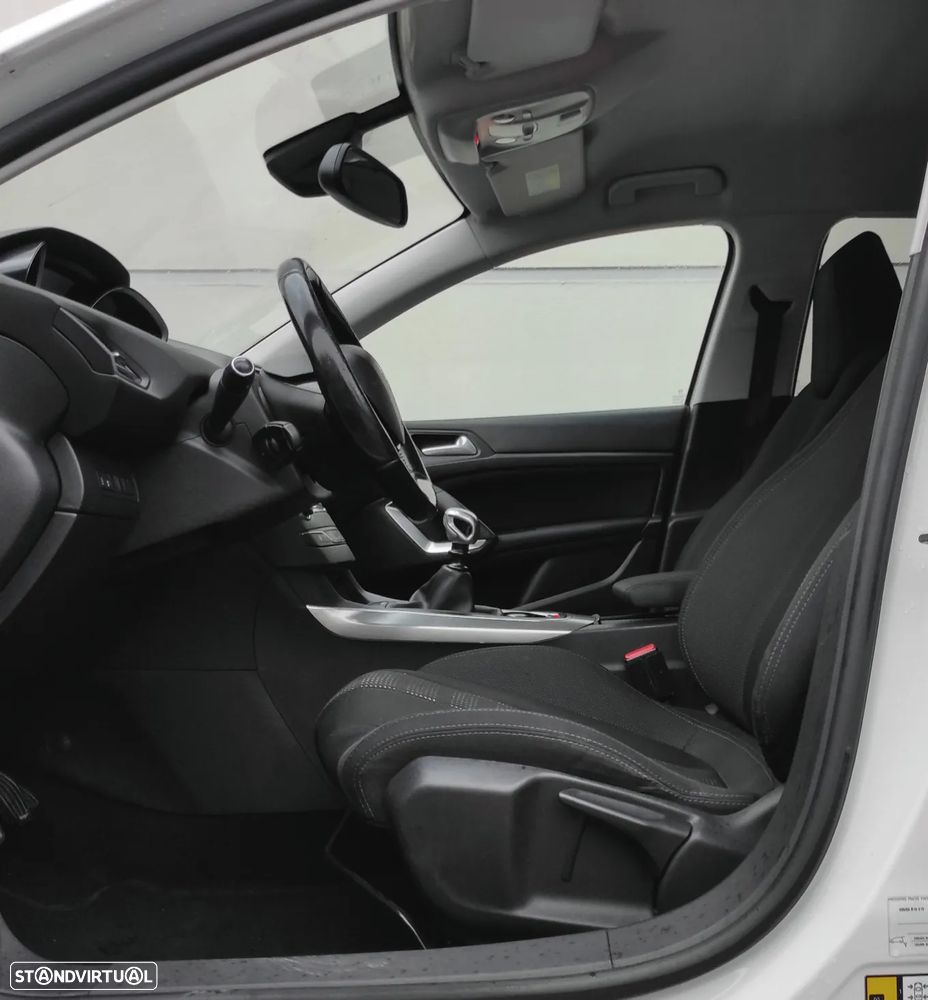 Peugeot 308 1.6 e-HDi Allure - 20