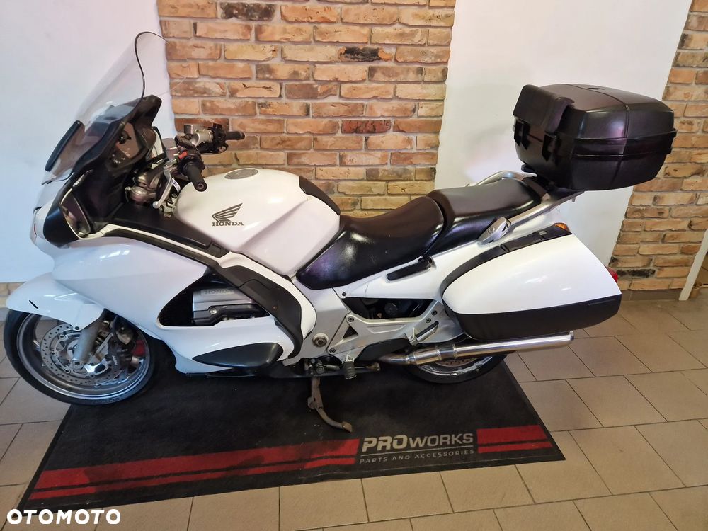 Honda ST - 7