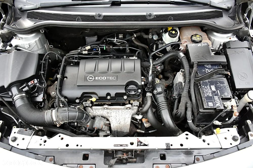 Opel Astra 1.4 Turbo Active - 25