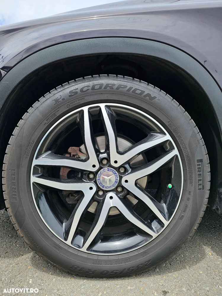 Mercedes-Benz GLA 220 d 4MATIC Aut. - 3