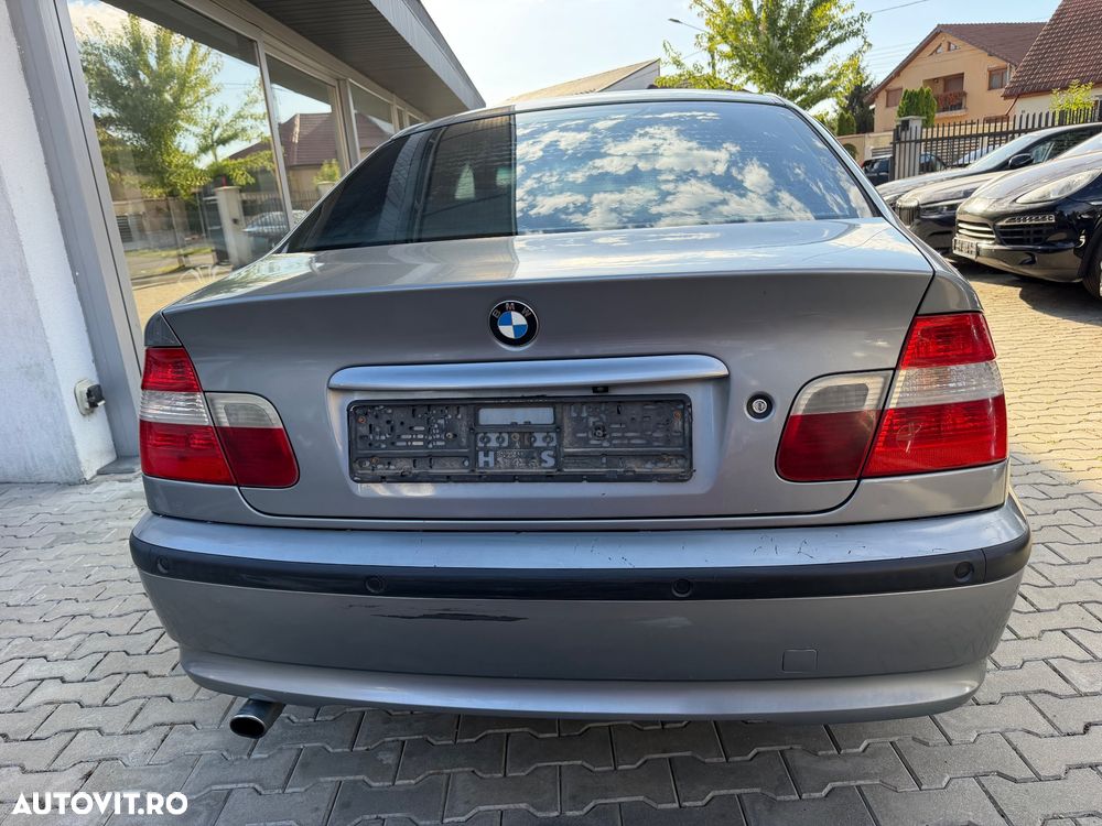 BMW Seria 3 316i Edition Sport - 11