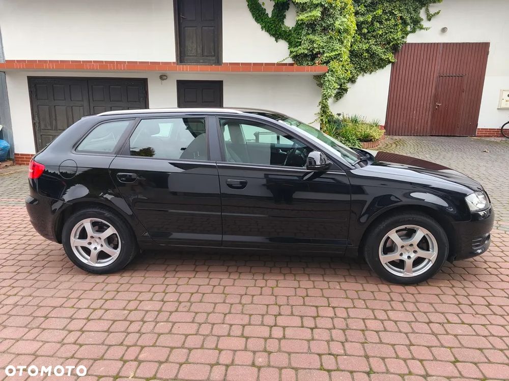 Audi A3 Sportback 1.6 Attraction - 7