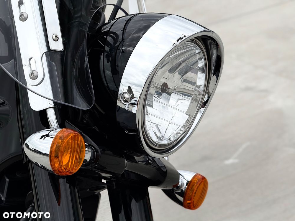 Suzuki VL 800 Volusia - Boulevard C50 - 11