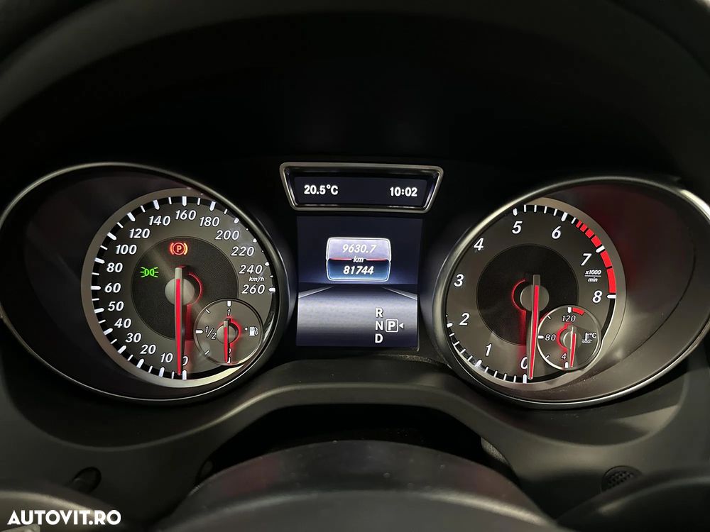 Mercedes-Benz GLA 250 4Matic 7G-DCT AMG Line - 10