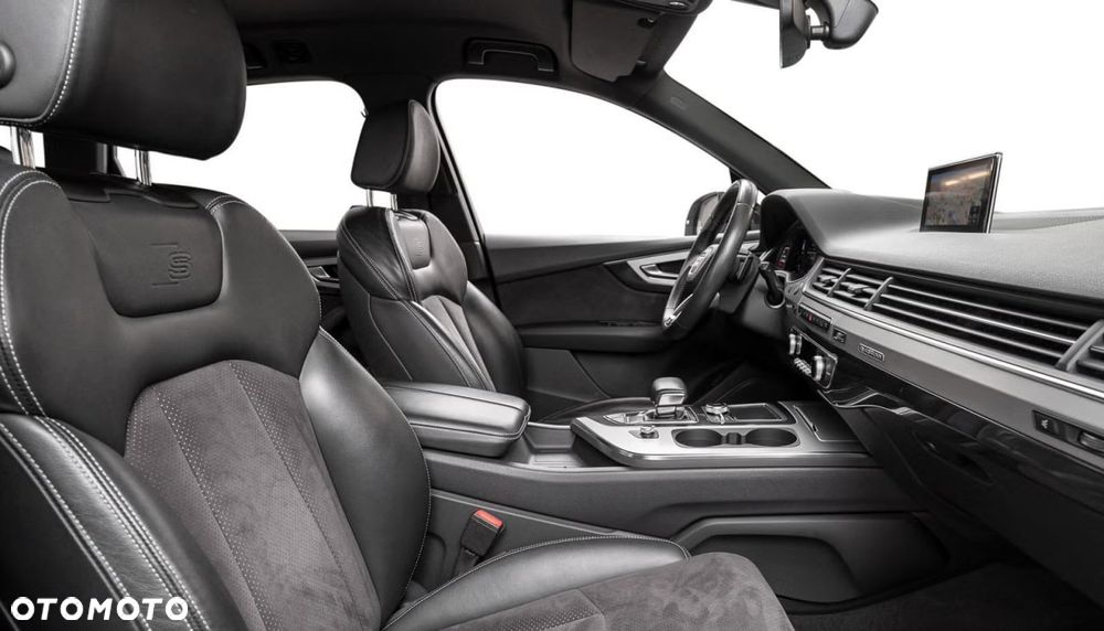 Audi Q7 - 18