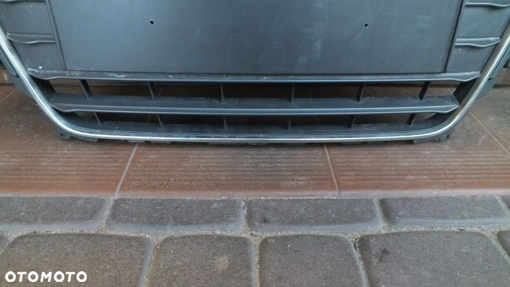 Atrapa zderzaka Audi A4 B9 8K0853651F - 5