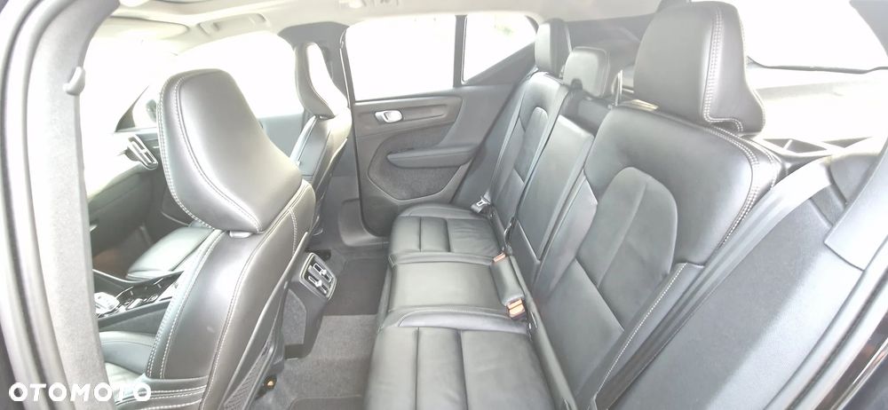 Volvo XC 40 B5 B AWD Ultimate Dark - 13