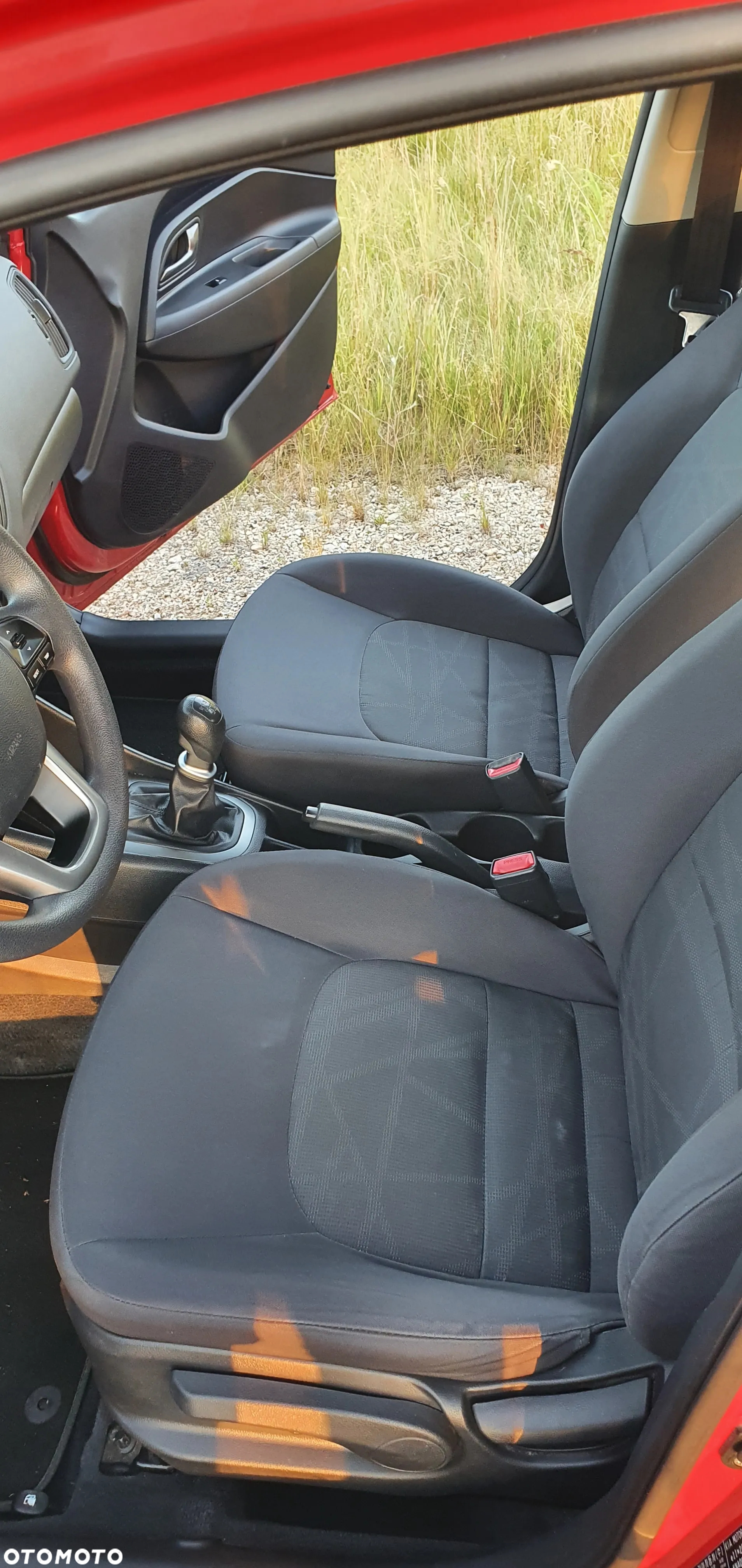Kia Rio 1.4 Edition 7 - 10