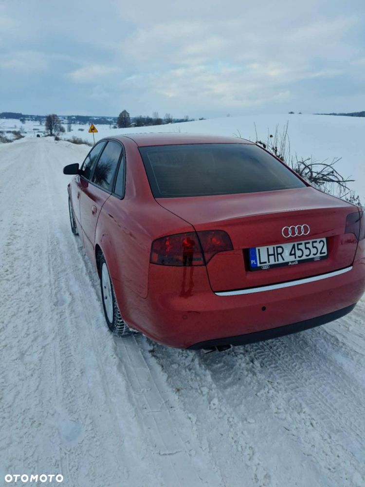 Audi A4 Limousine - 3