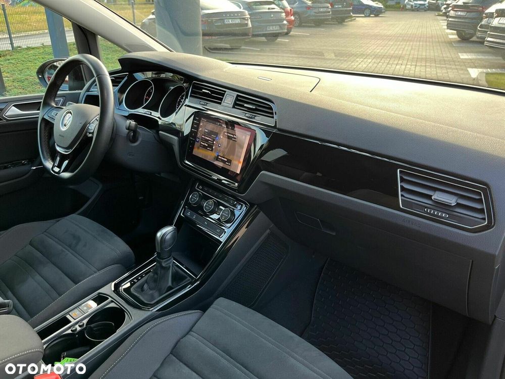 Volkswagen Touran 2.0 TDI BMT Highline DSG - 26