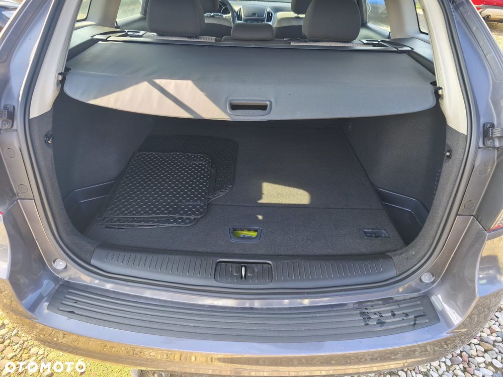 Chevrolet Cruze 1.6 LS - 18