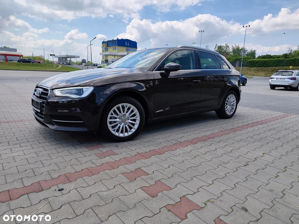 Audi A3 Sportback - 16