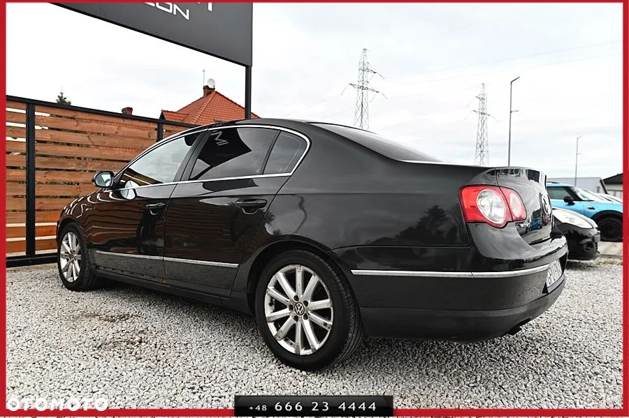 Volkswagen Passat 2.0 TDI DPF BlueMotion Technology Comfortline - 9