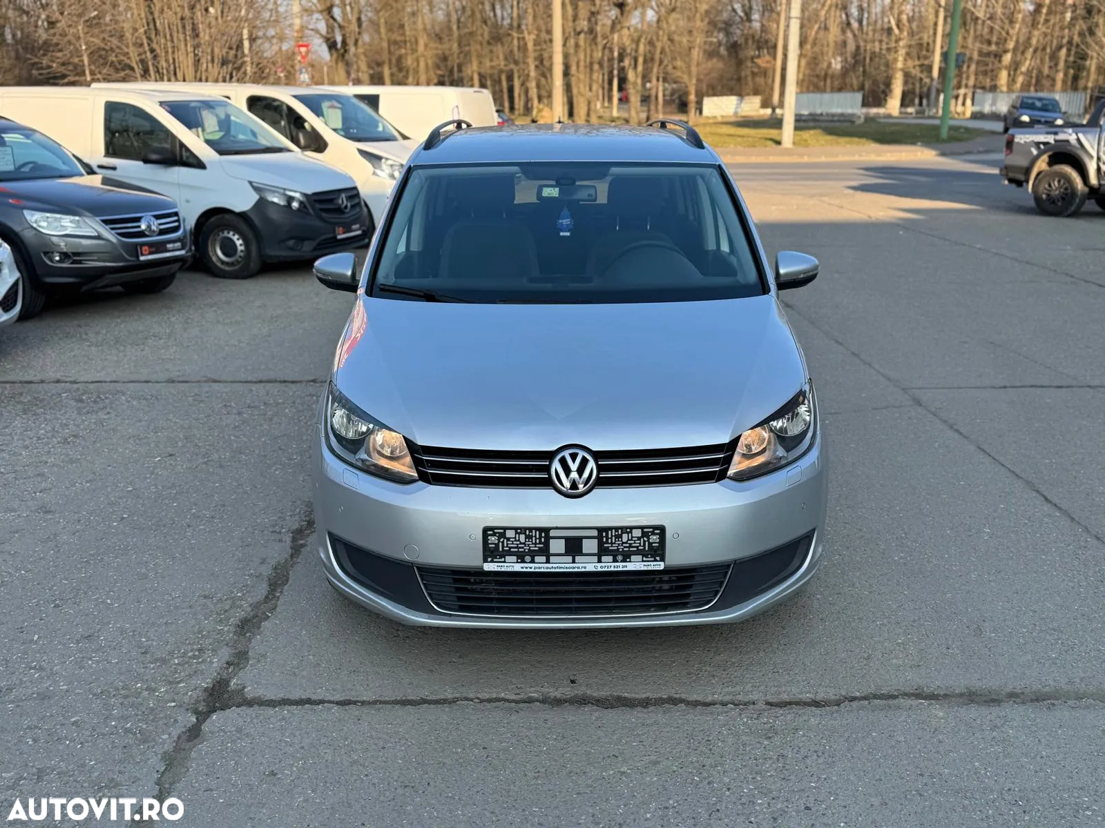 Volkswagen Touran 1.6 TDI BlueMotion Technology Comfortline - 8