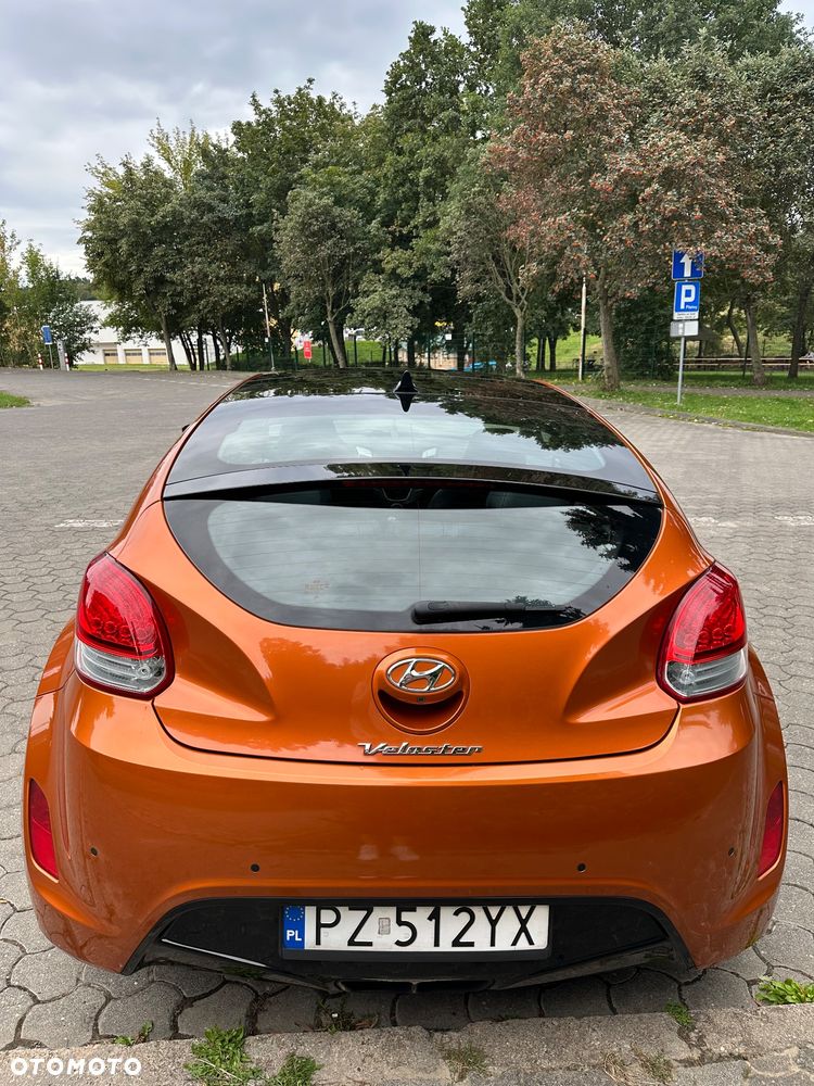Hyundai Veloster 1.6 GDI Premium - 4