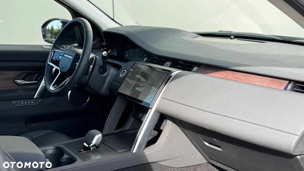 Land Rover Discovery Sport - 14